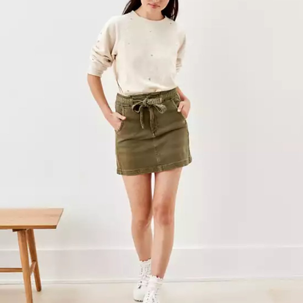 American Eagle Paperbag Denim Mini Skirt - size 2